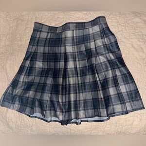 YESSTYLE high-waisted plaid pleated mini skirt